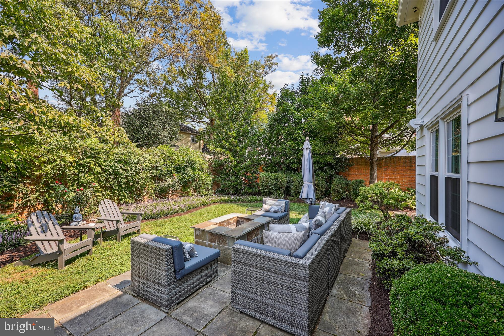 EAST GATE OF POTOMAC - Residential