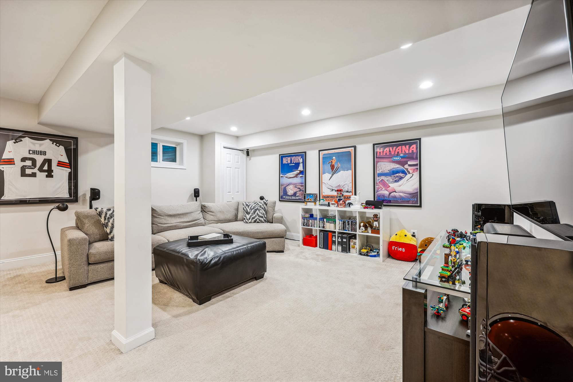 EAST GATE OF POTOMAC - Residential