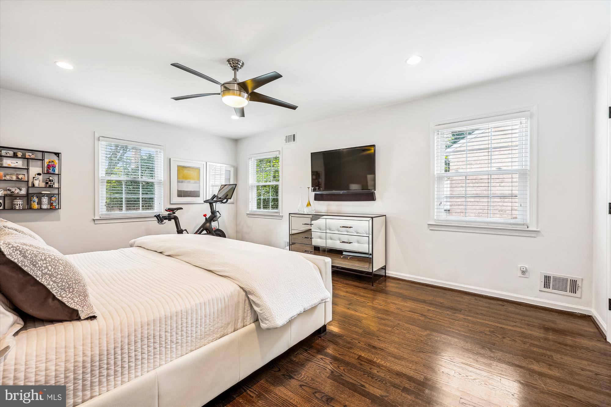 EAST GATE OF POTOMAC - Residential