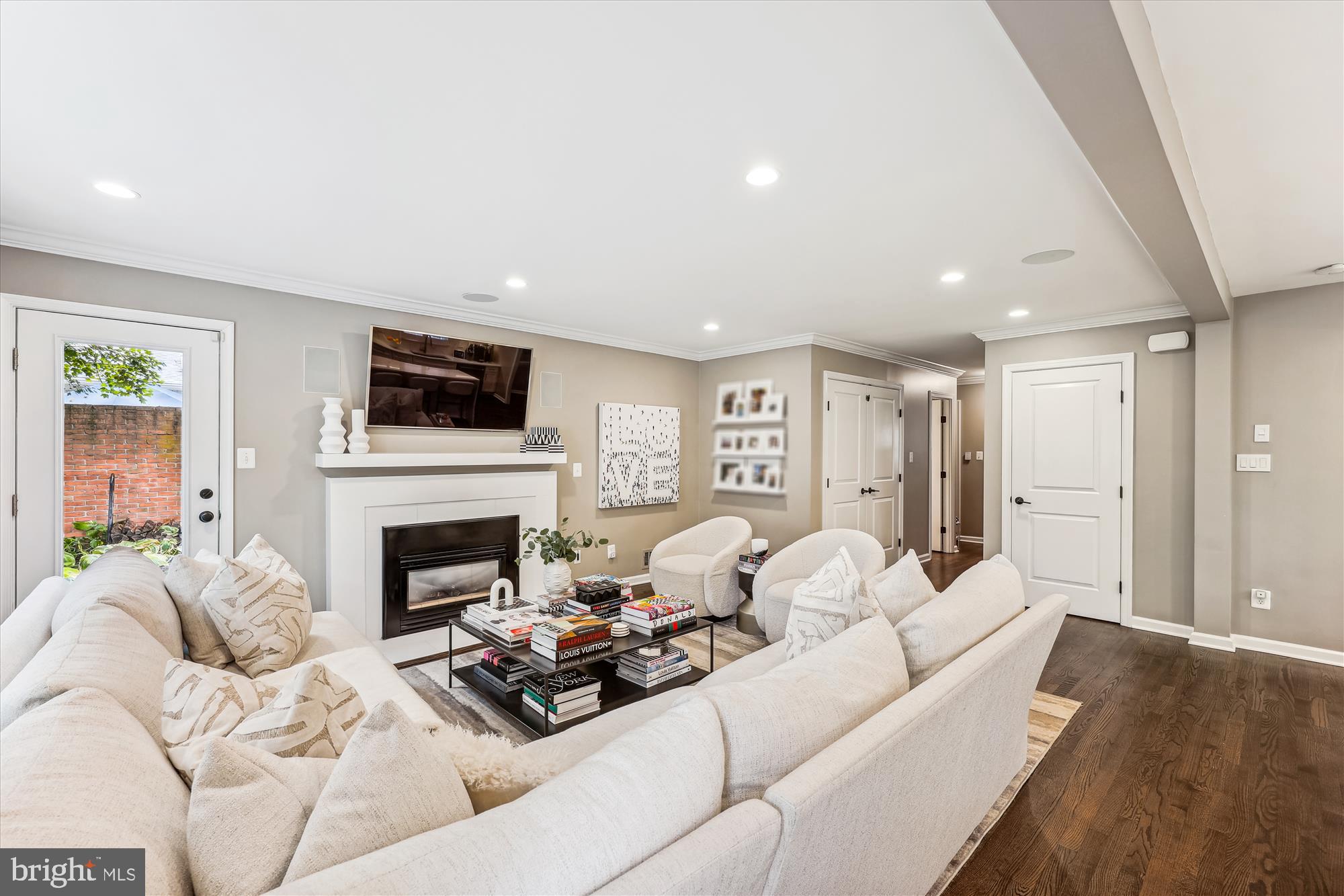 EAST GATE OF POTOMAC - Residential