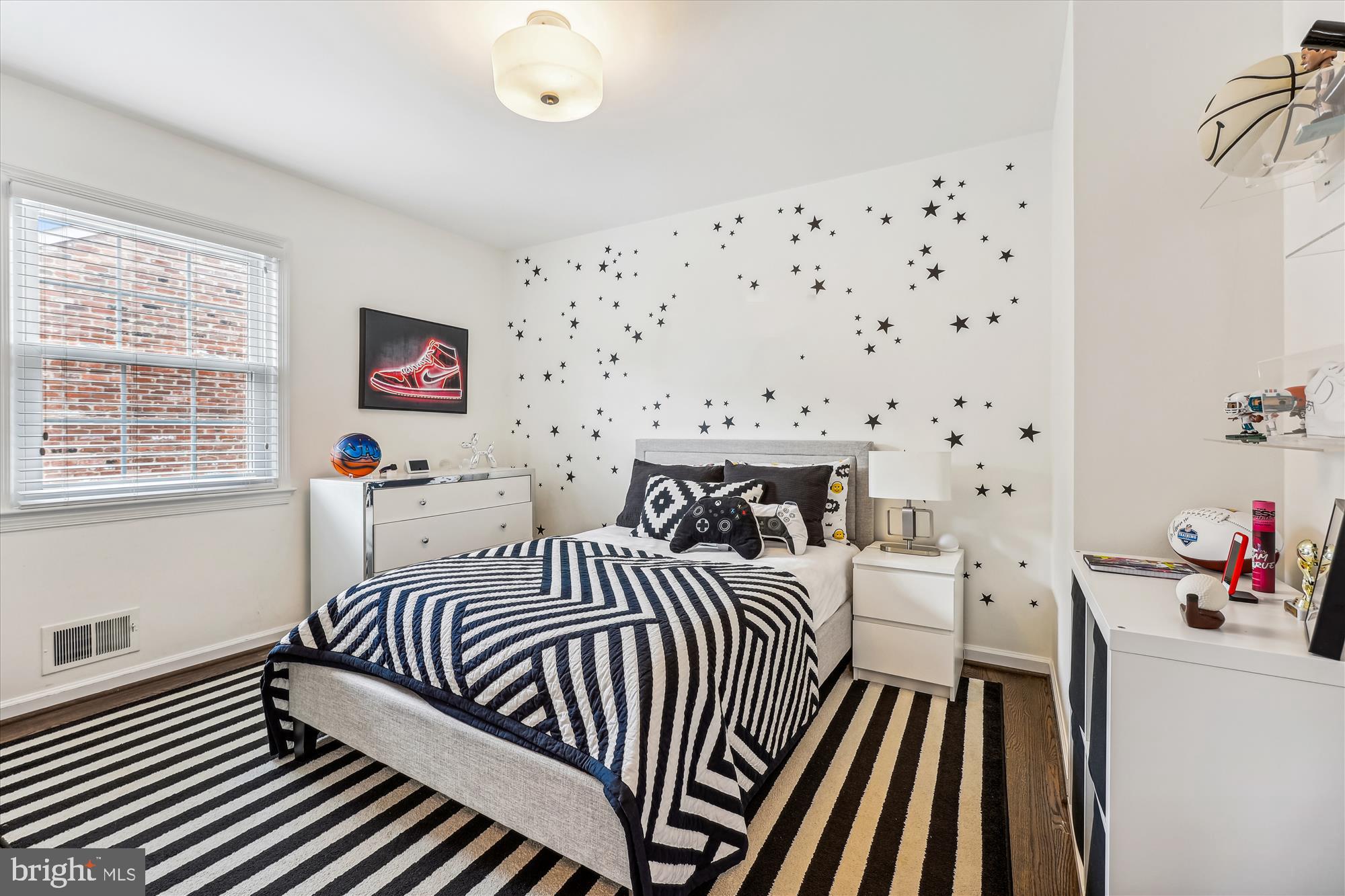 EAST GATE OF POTOMAC - Residential