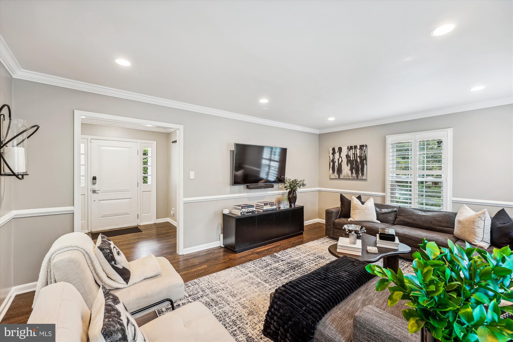 EAST GATE OF POTOMAC - Residential