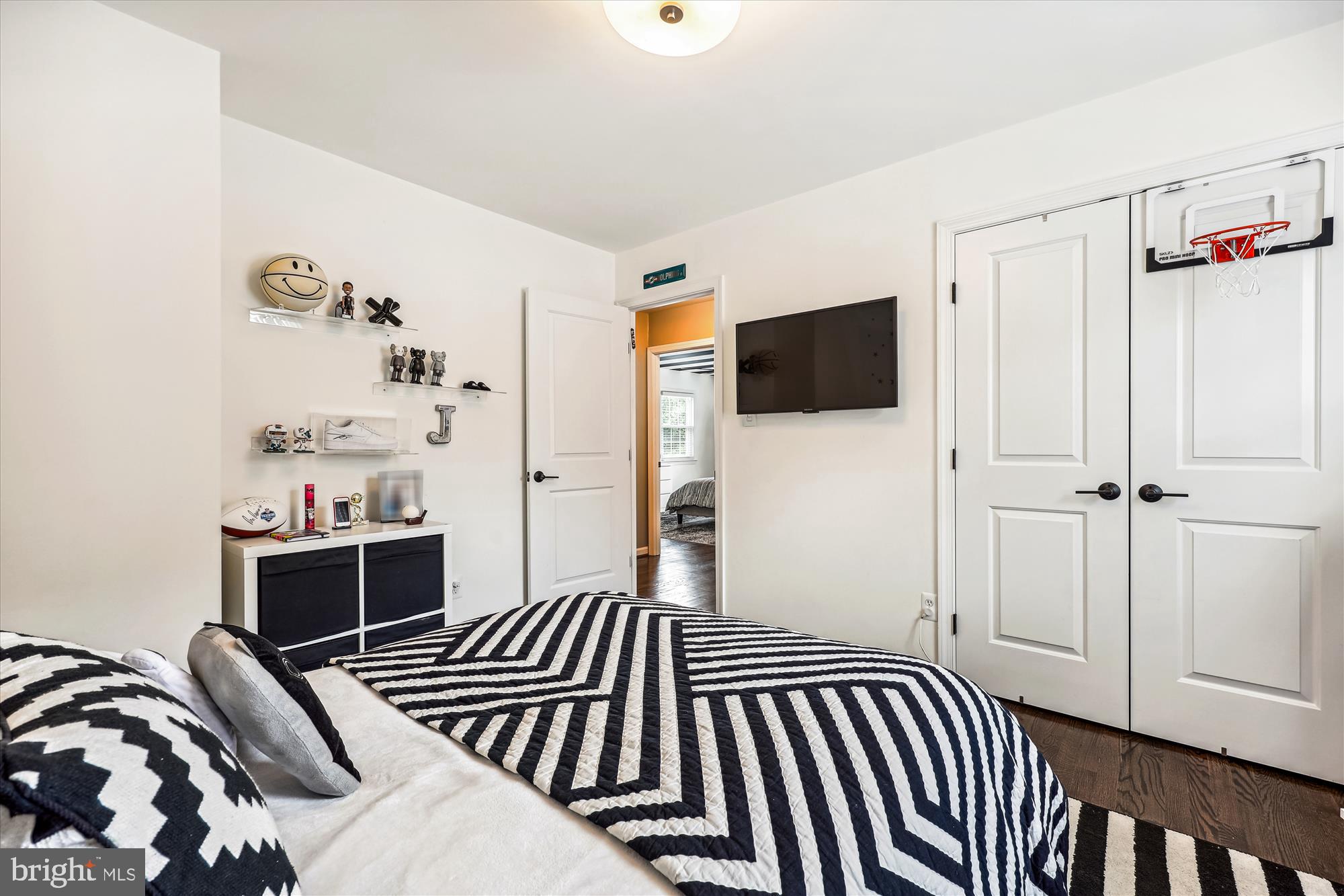 EAST GATE OF POTOMAC - Residential