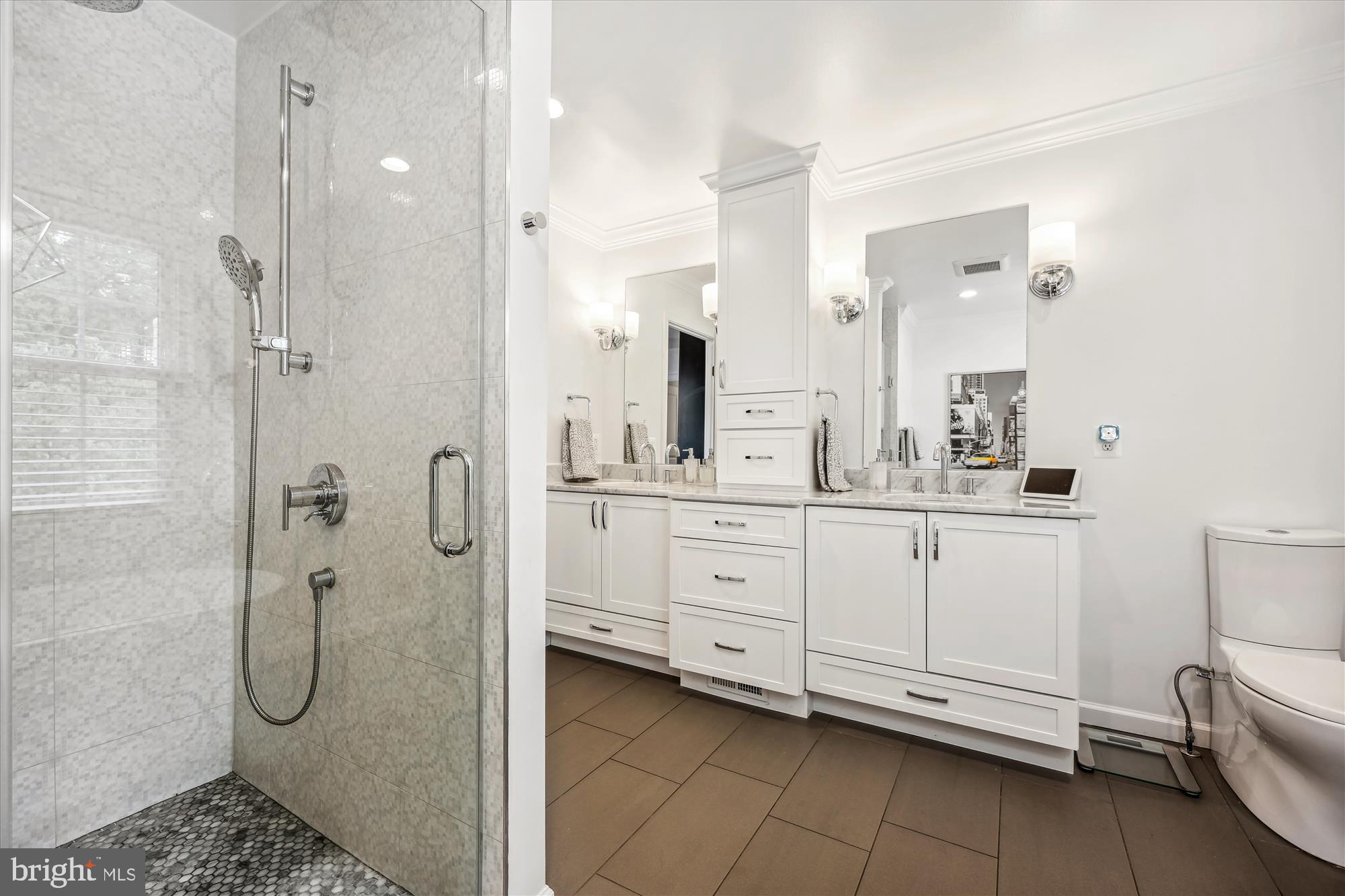 EAST GATE OF POTOMAC - Residential