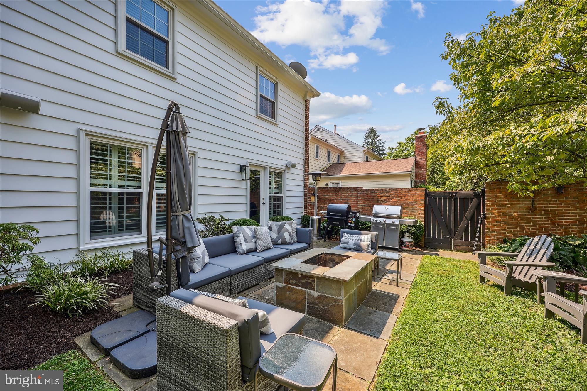 EAST GATE OF POTOMAC - Residential