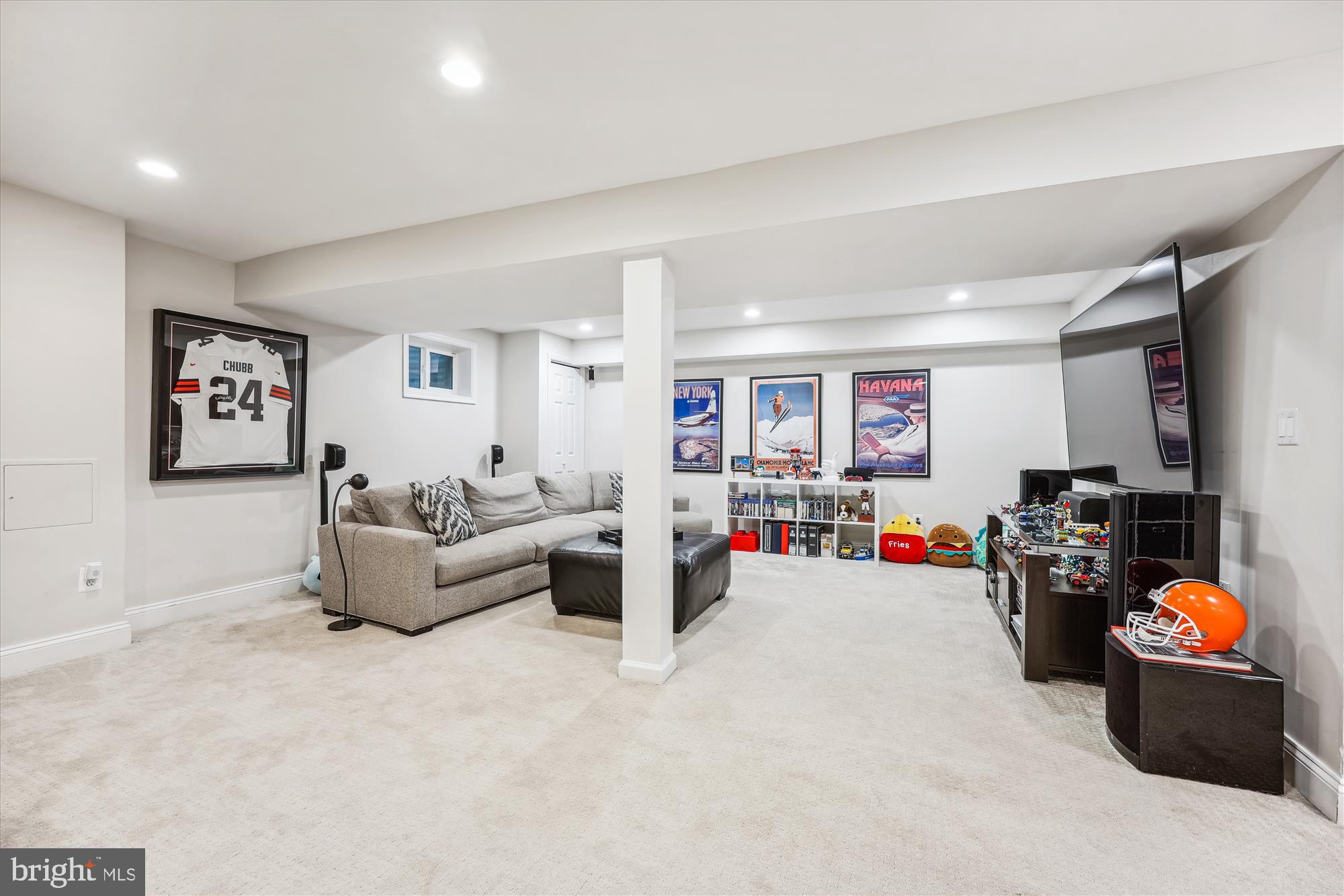 EAST GATE OF POTOMAC - Residential