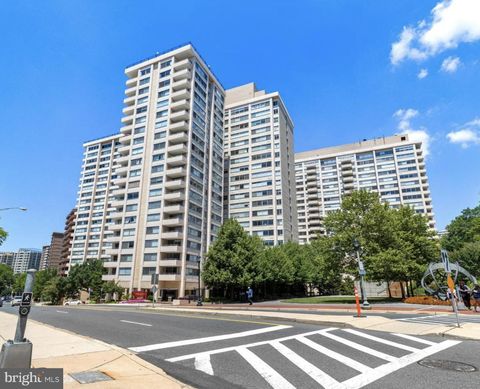 5500 FRIENDSHIP BOULEVARD 1221N CHEVY CHASE MD 20815
