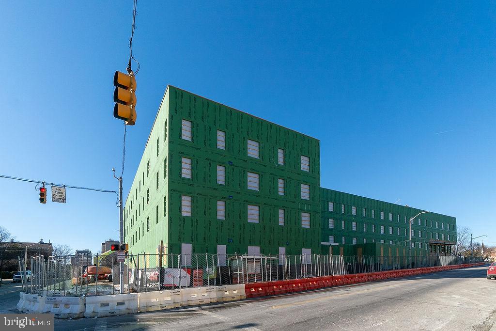 JOHNSTON SQUARE - Residential