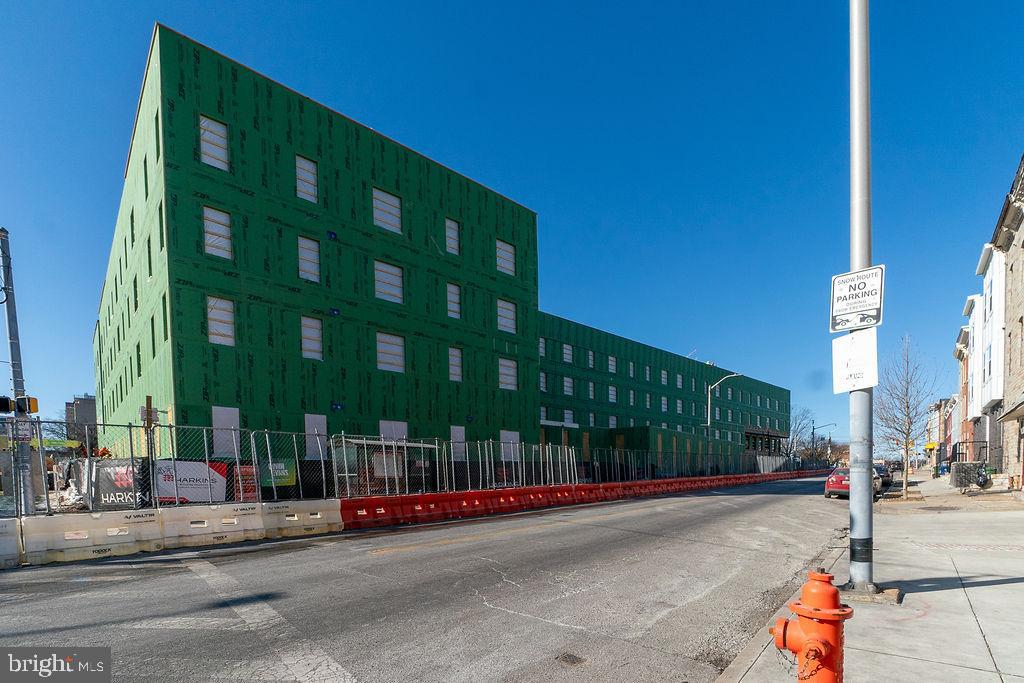 JOHNSTON SQUARE - Residential