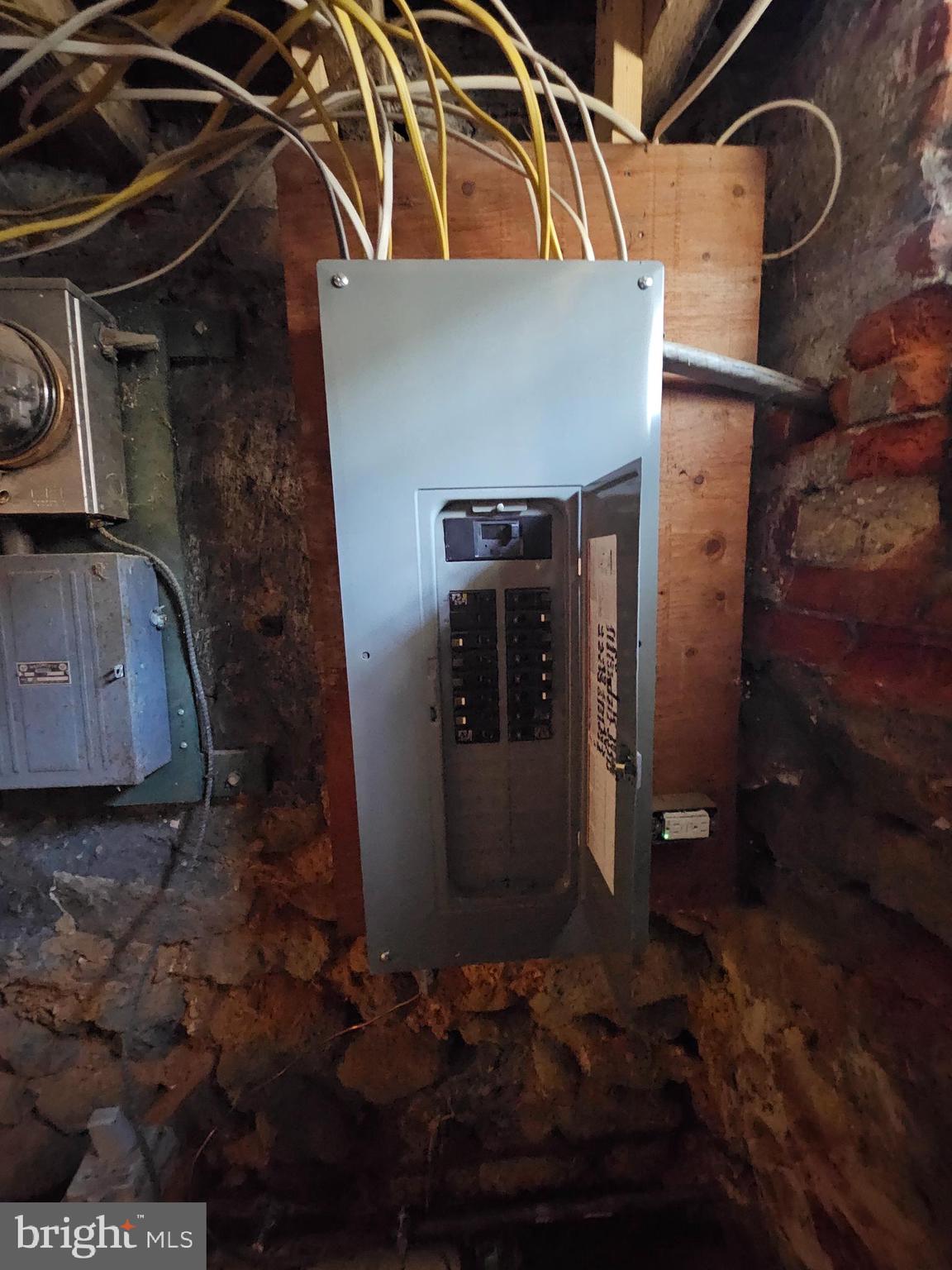 STRAWBERRY MANSION - Residential