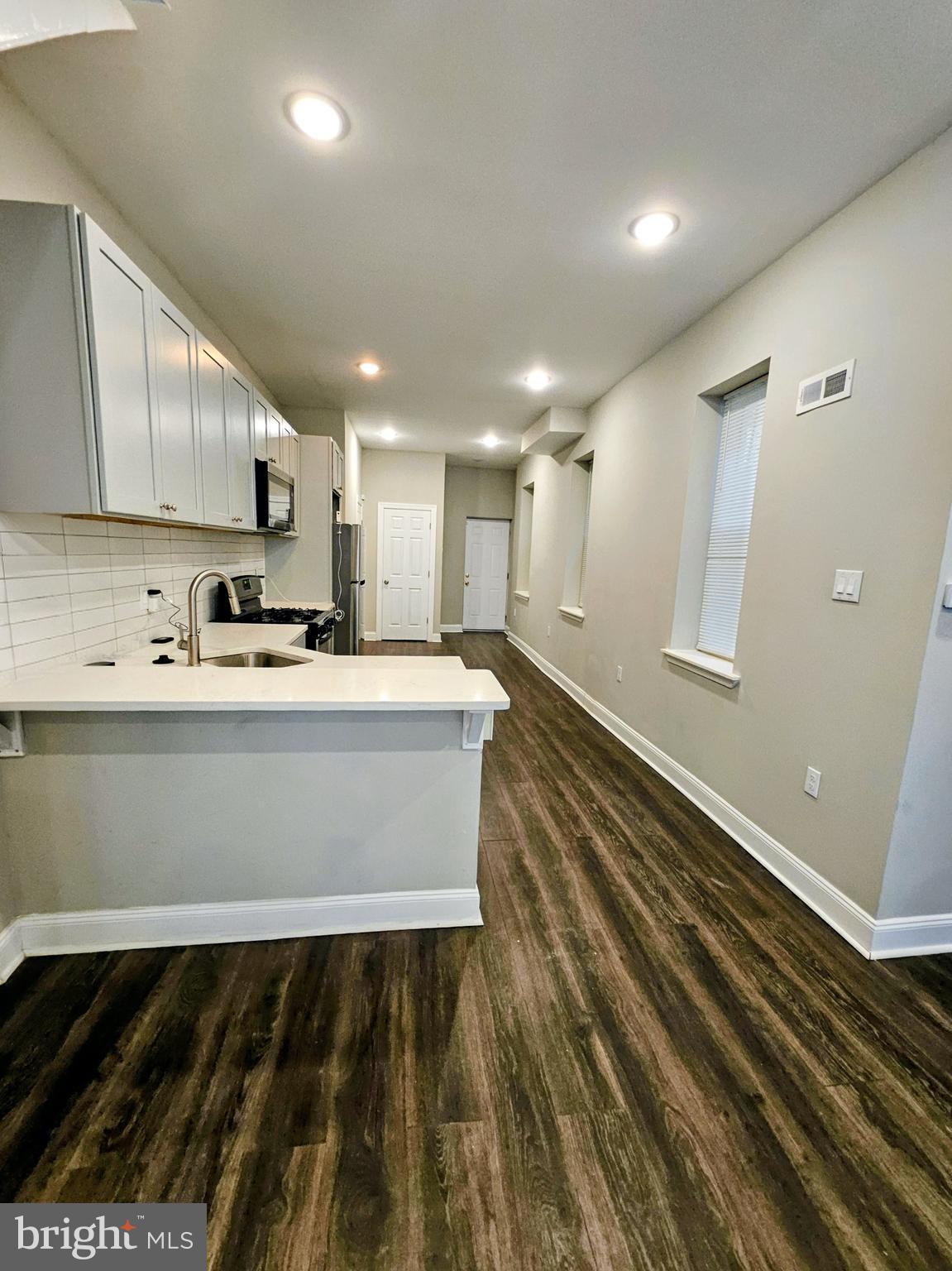 STRAWBERRY MANSION - Residential