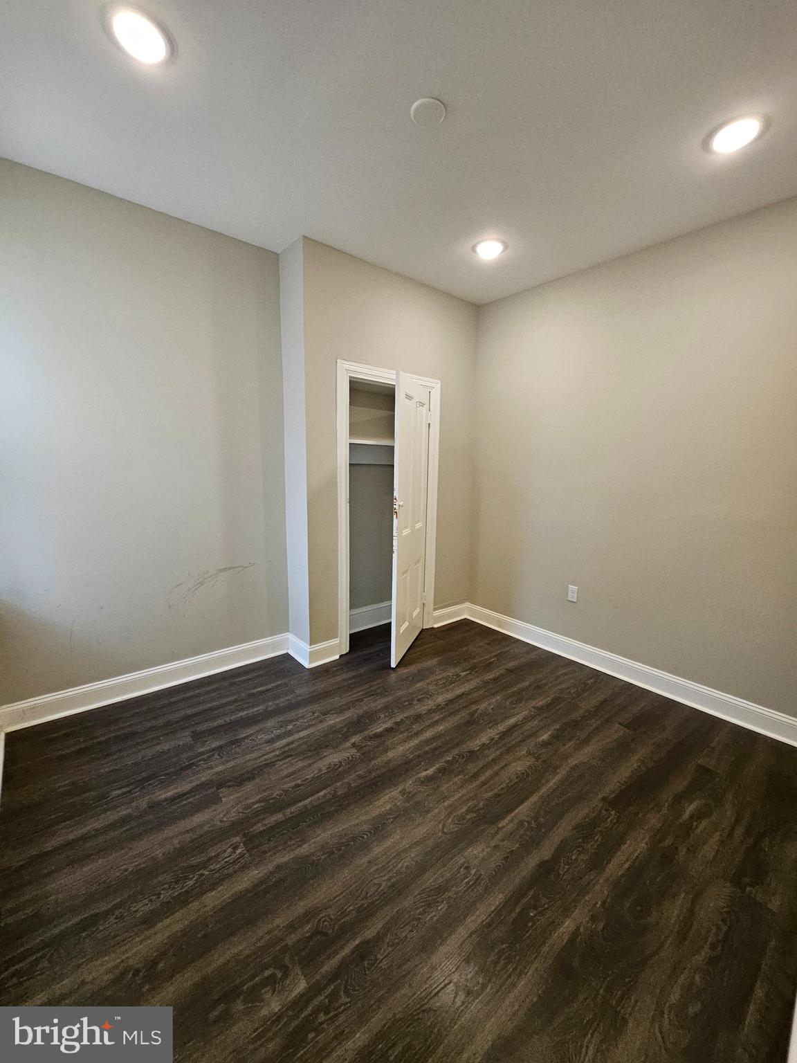 STRAWBERRY MANSION - Residential