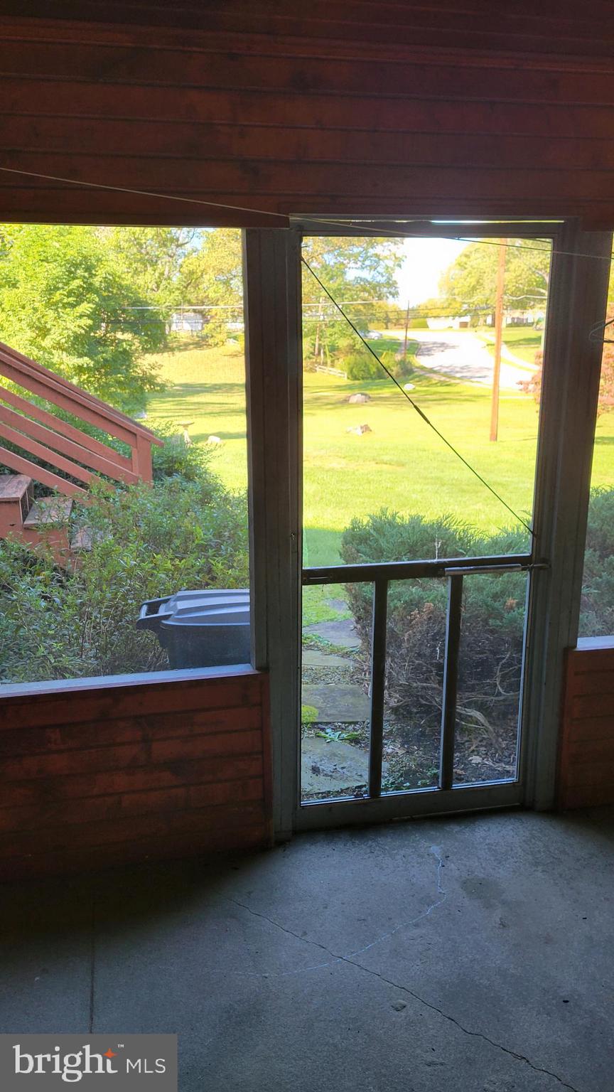 DULANEY VILLAGE - Residential