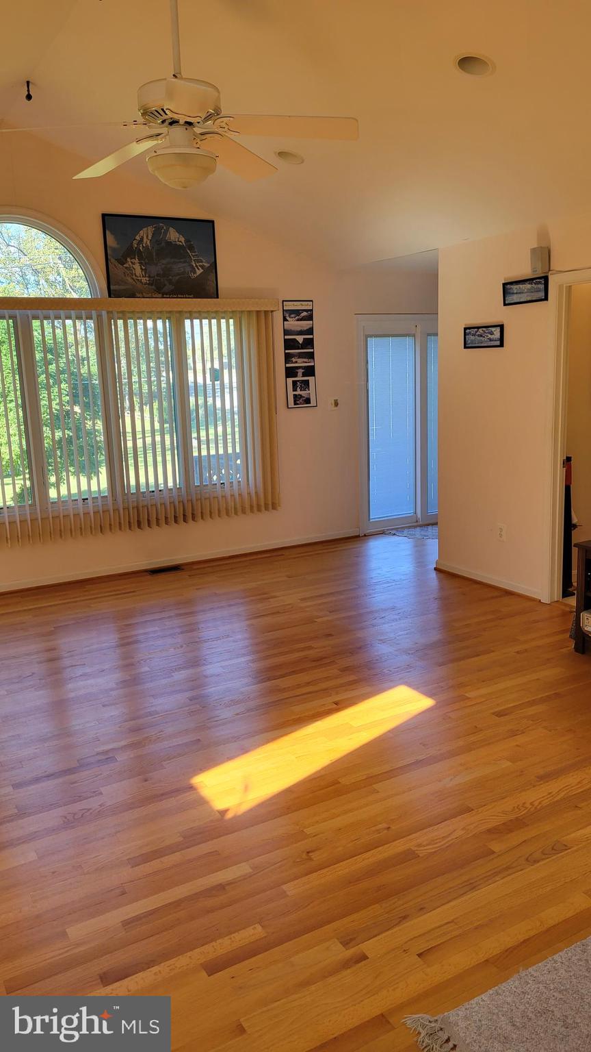 DULANEY VILLAGE - Residential