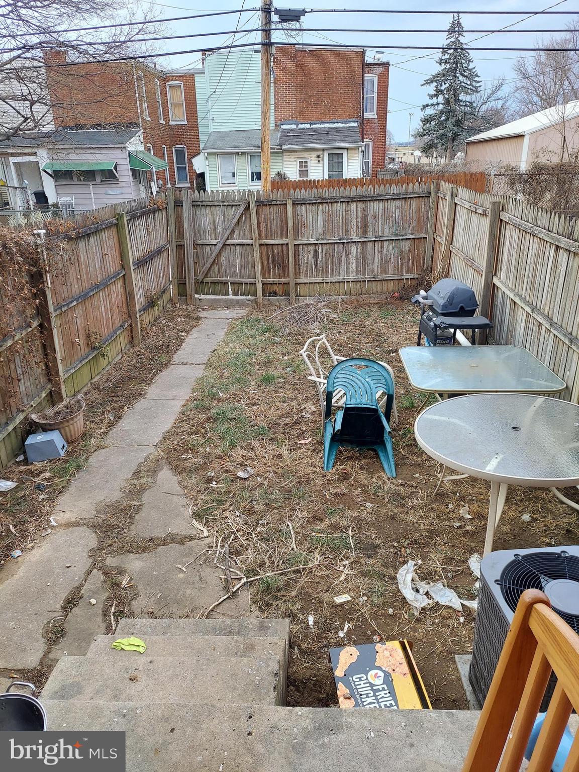 ALLEN FIELD - Residential