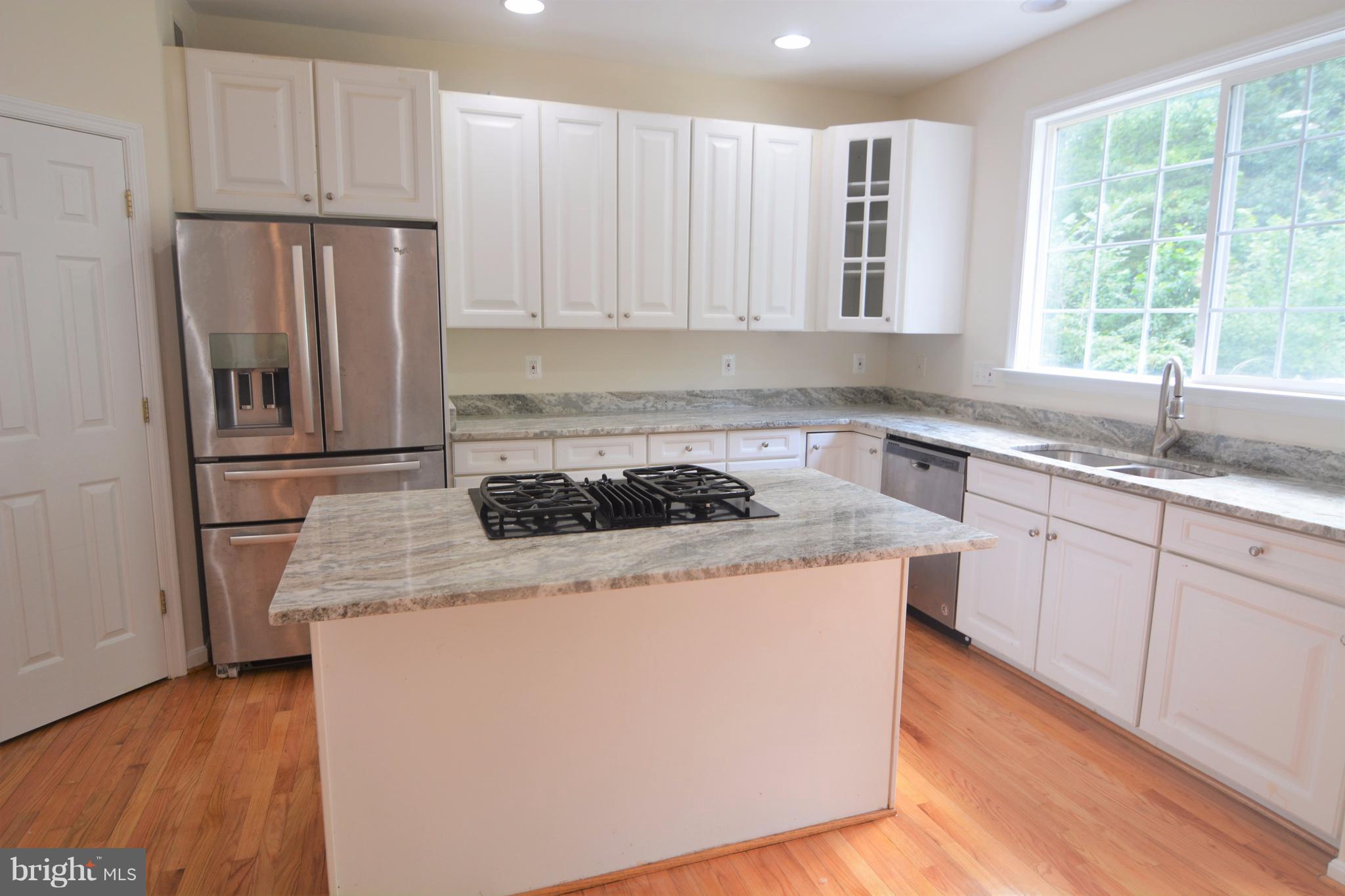 STRATFORD PLACE - Residential