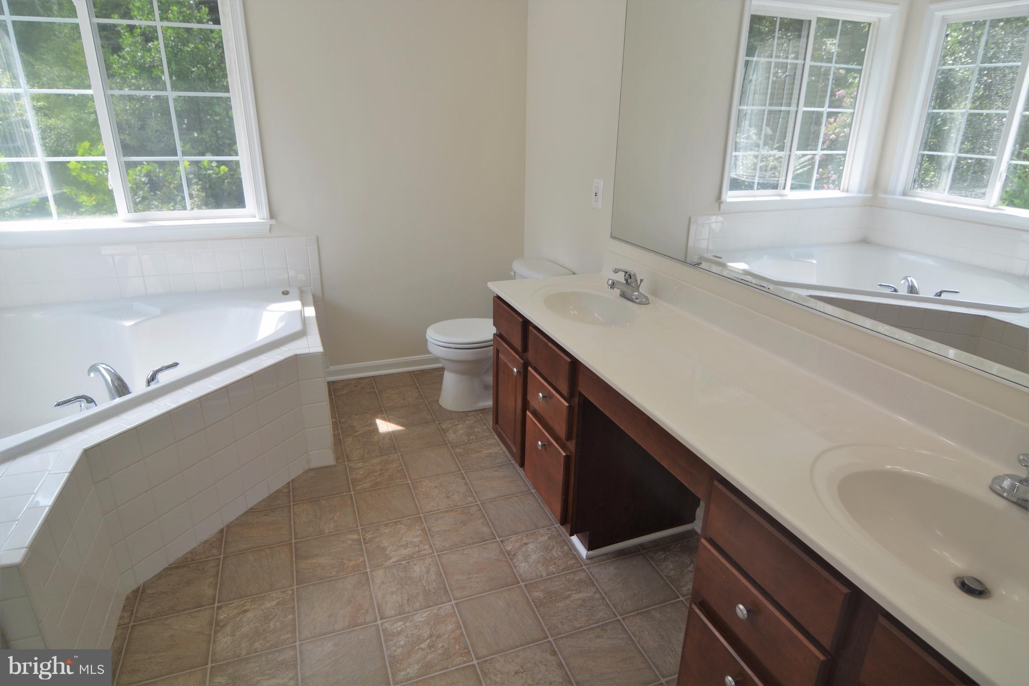 STRATFORD PLACE - Residential