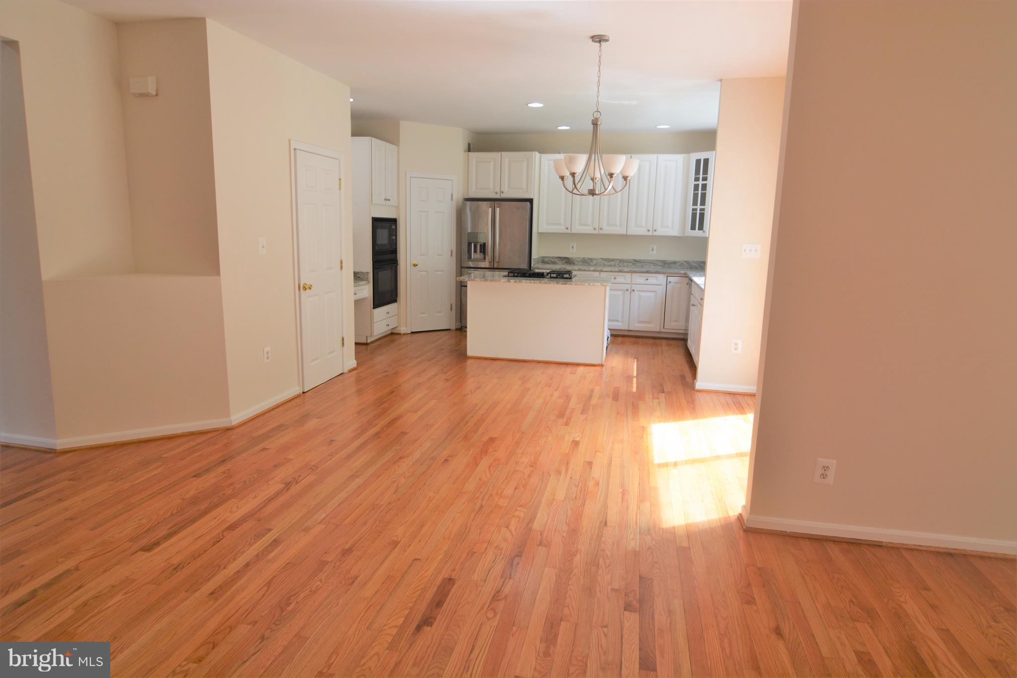 STRATFORD PLACE - Residential