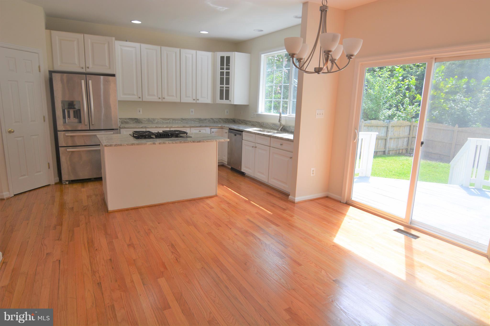 STRATFORD PLACE - Residential