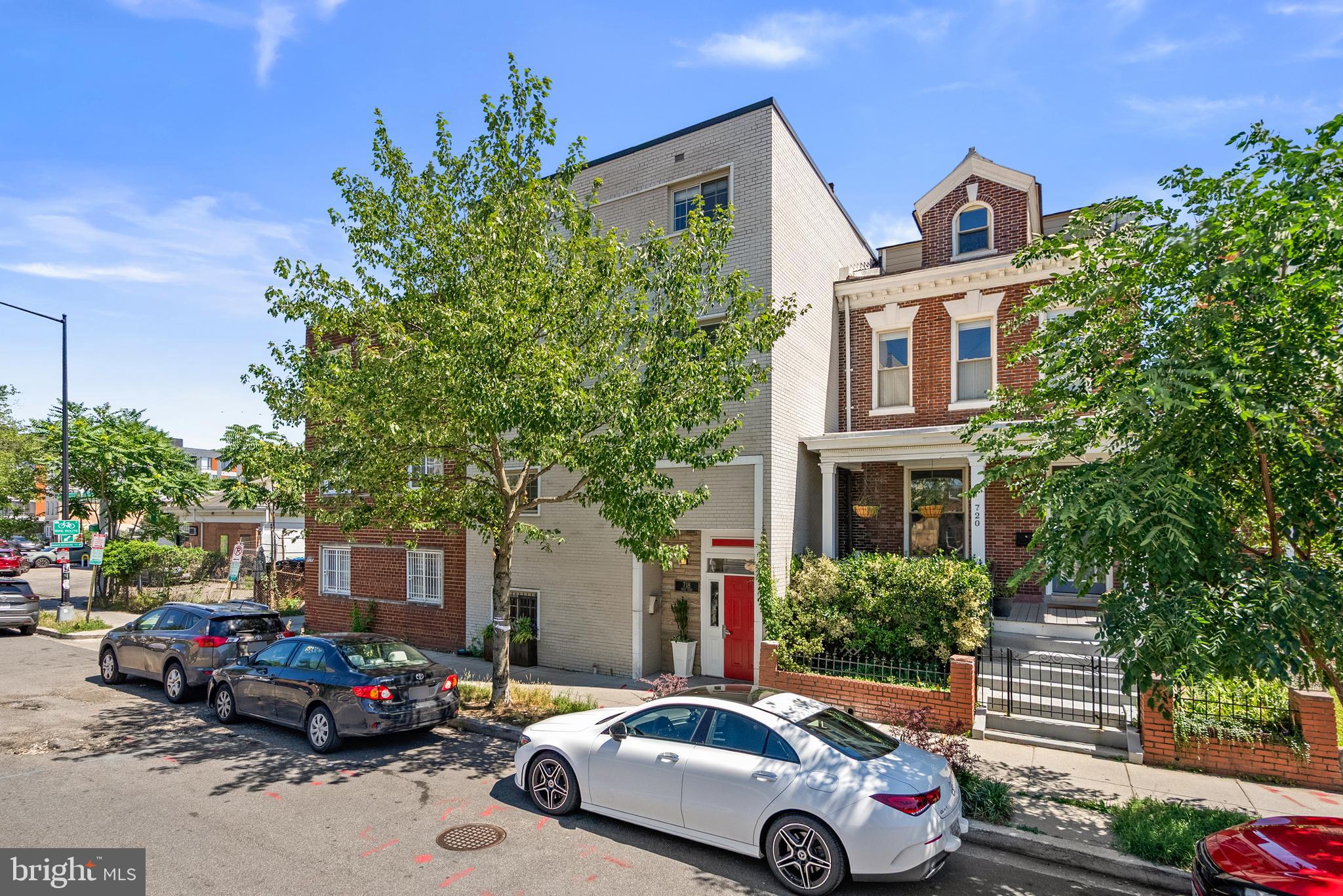 718 PARK ROAD NW 1