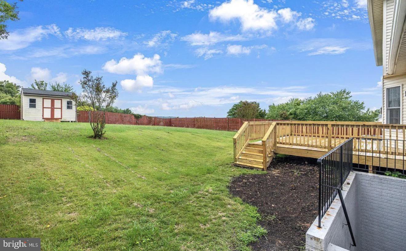 POTOMAC KNOLLS - Residential Lease