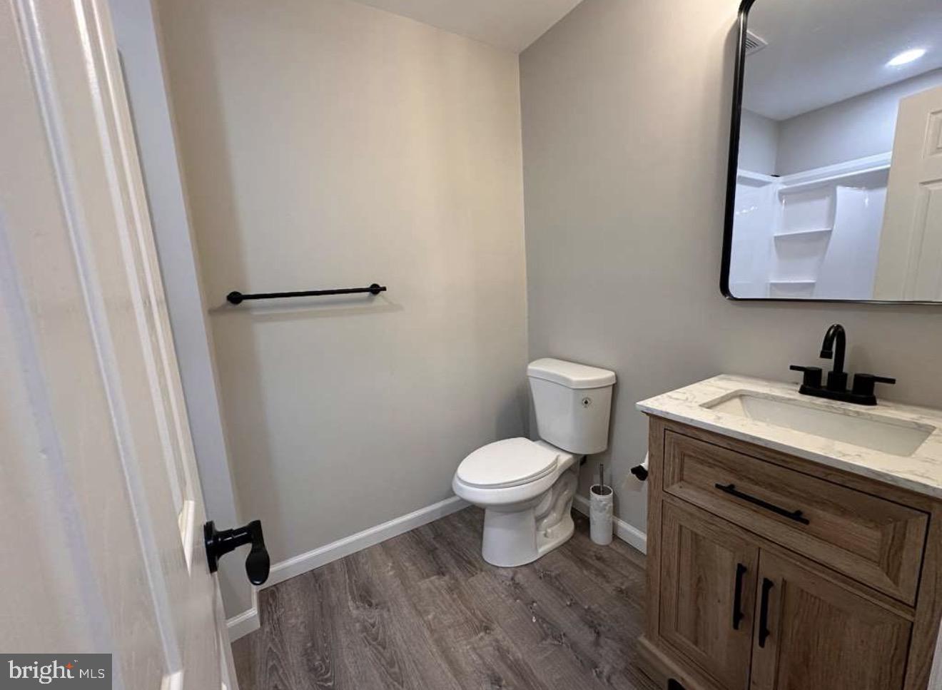 POTOMAC KNOLLS - Residential Lease