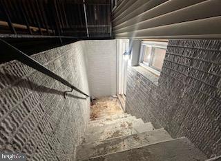 POTOMAC KNOLLS - Residential Lease