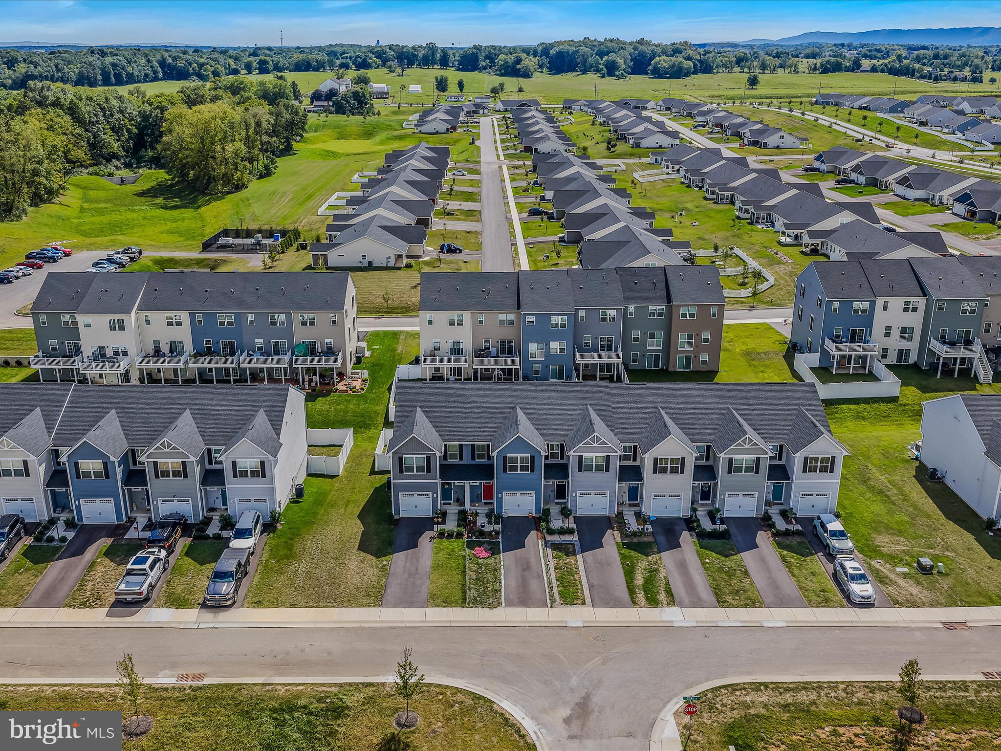 CARDINAL POINTE - Residential