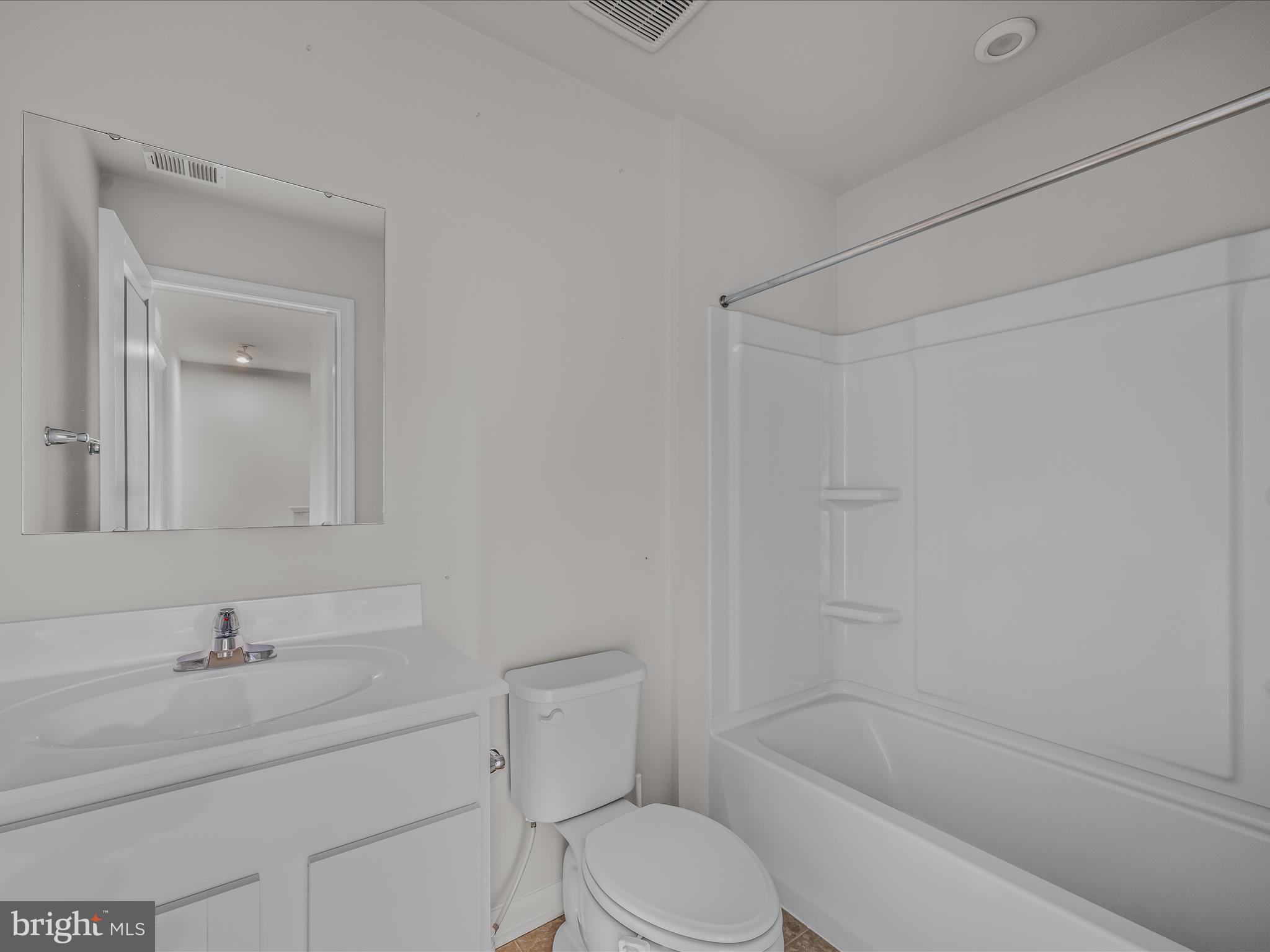 CARDINAL POINTE - Residential