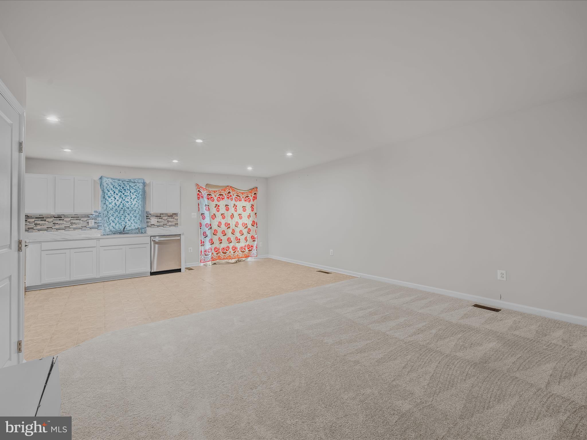 CARDINAL POINTE - Residential