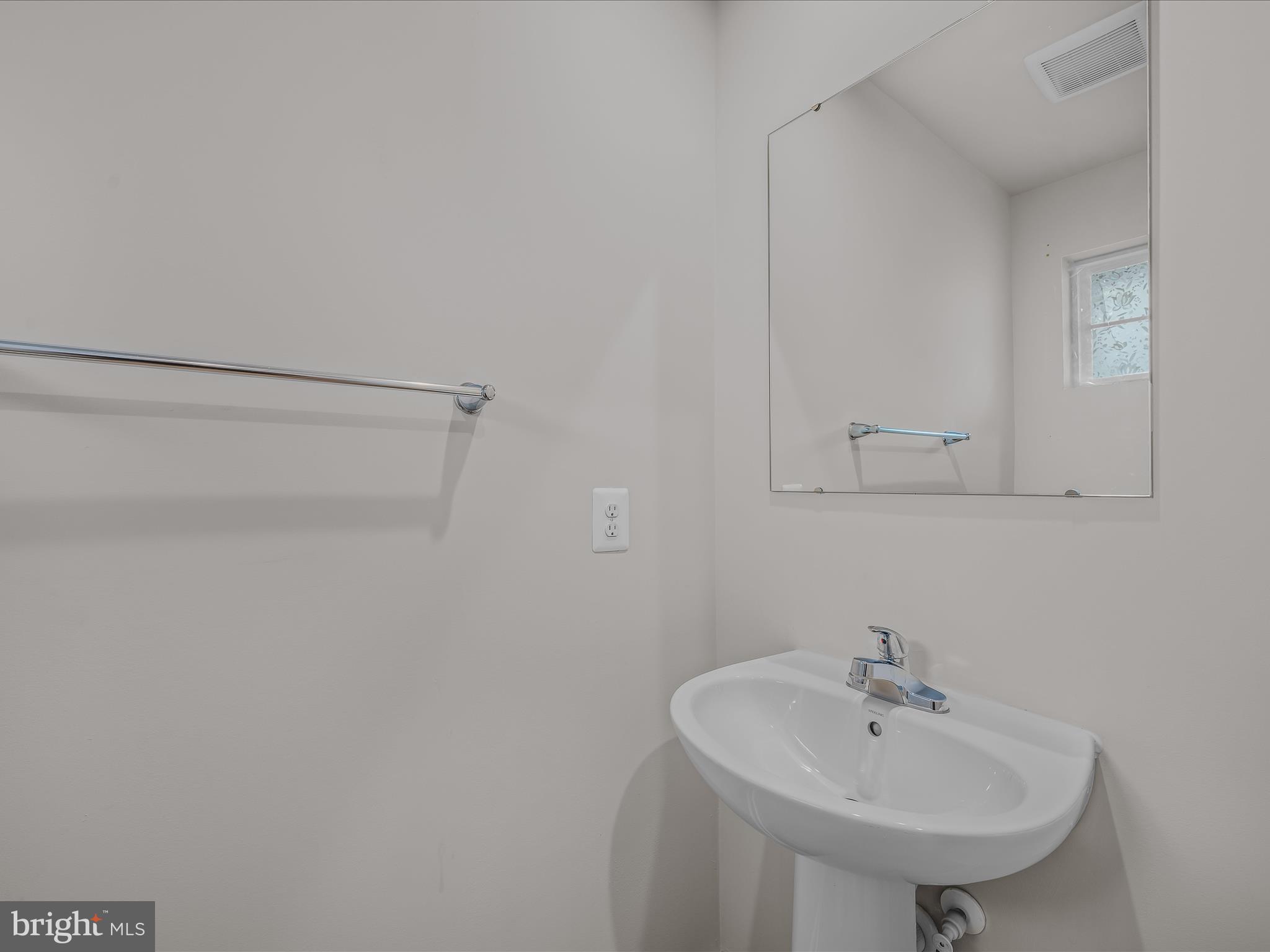 CARDINAL POINTE - Residential