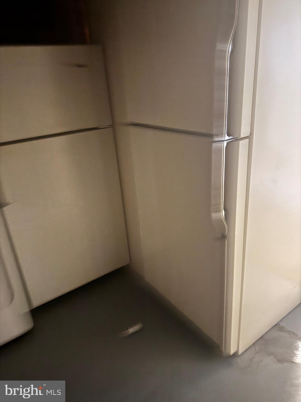 BROOKE MANOR - Residential Lease