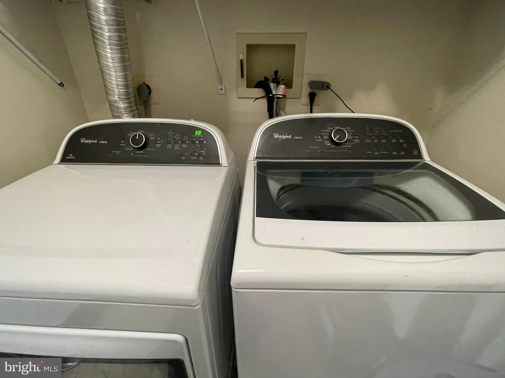 BALLENGER POINT CONDOS - Residential