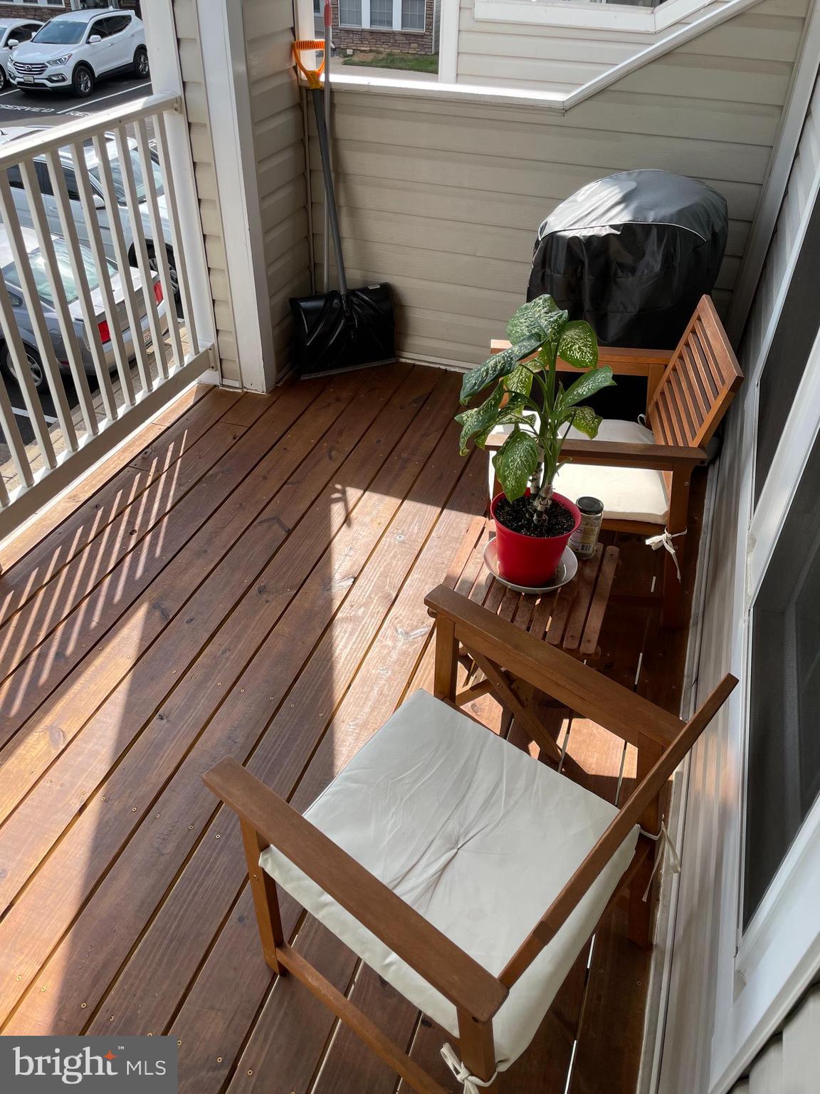 BALLENGER POINT CONDOS - Residential