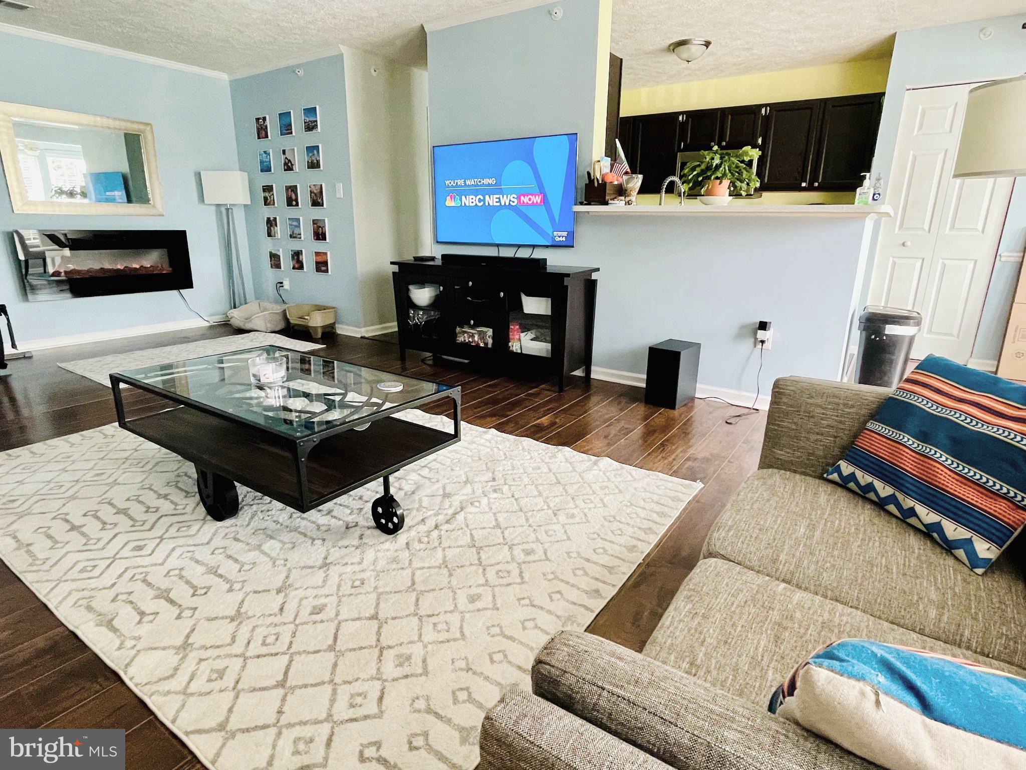 BALLENGER POINT CONDOS - Residential