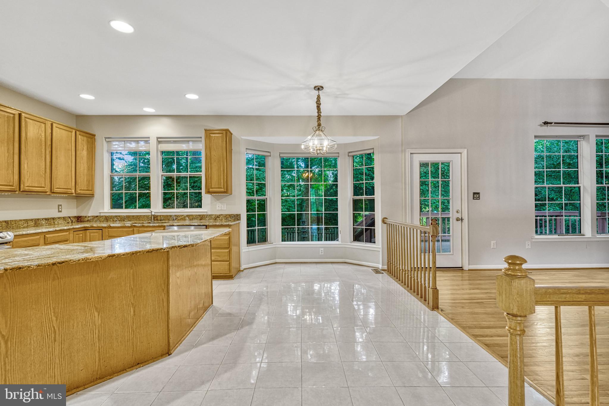 FIVE OAKS LANDING - Residential Lease