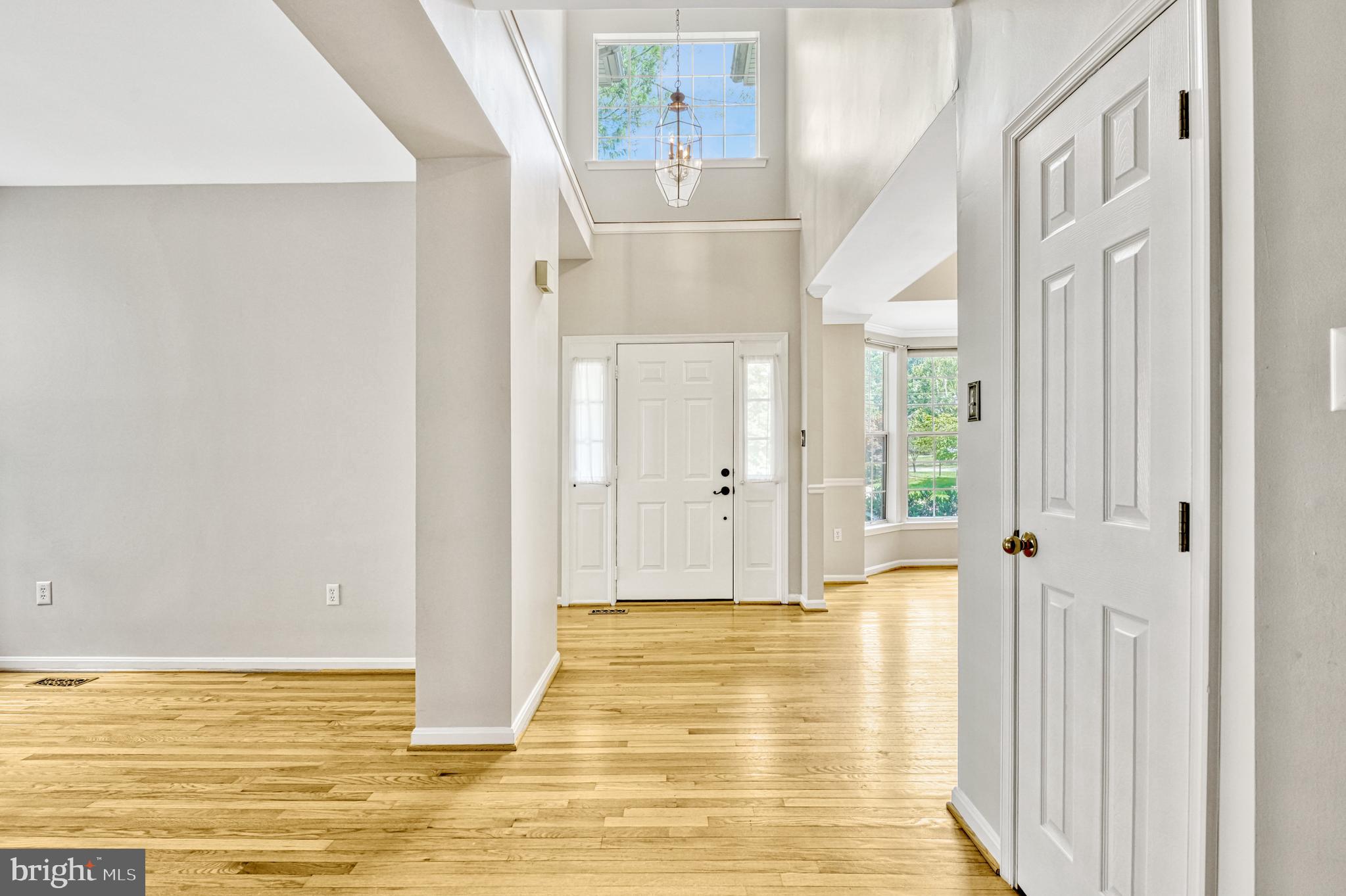 FIVE OAKS LANDING - Residential Lease