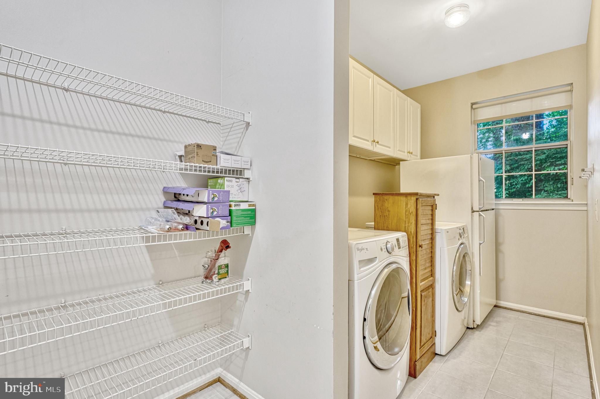 FIVE OAKS LANDING - Residential Lease