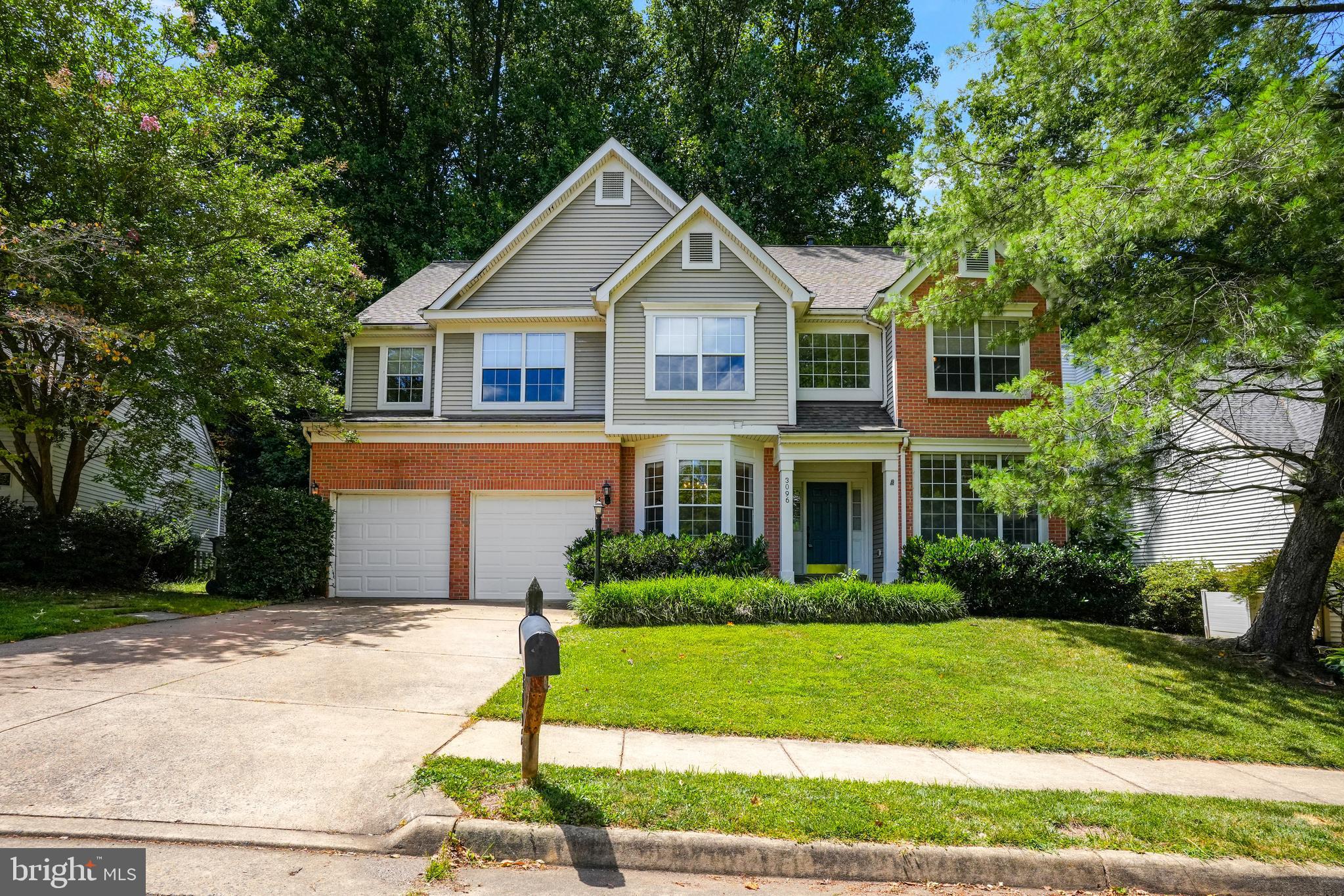 FIVE OAKS LANDING - Residential Lease