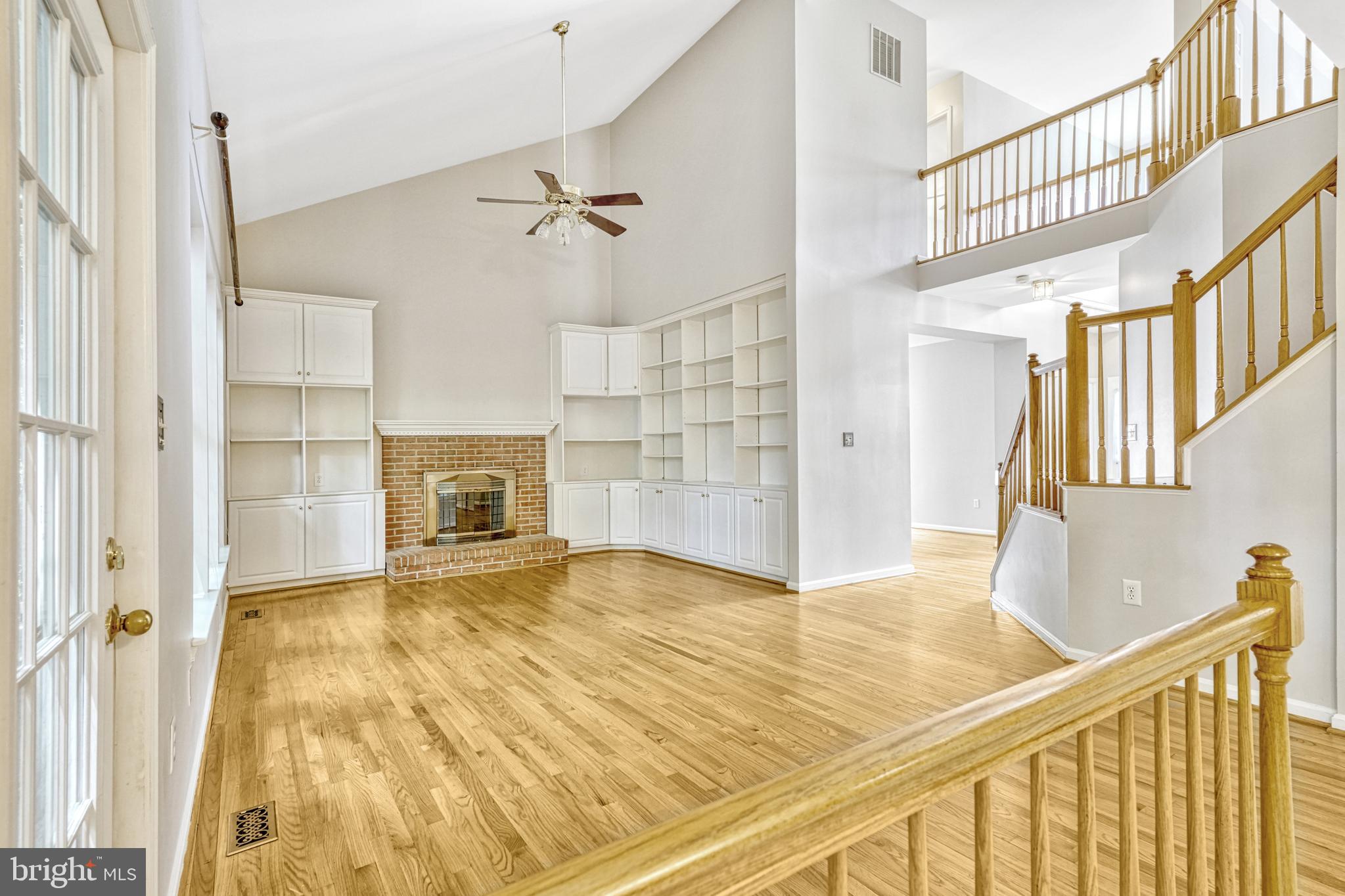 FIVE OAKS LANDING - Residential Lease