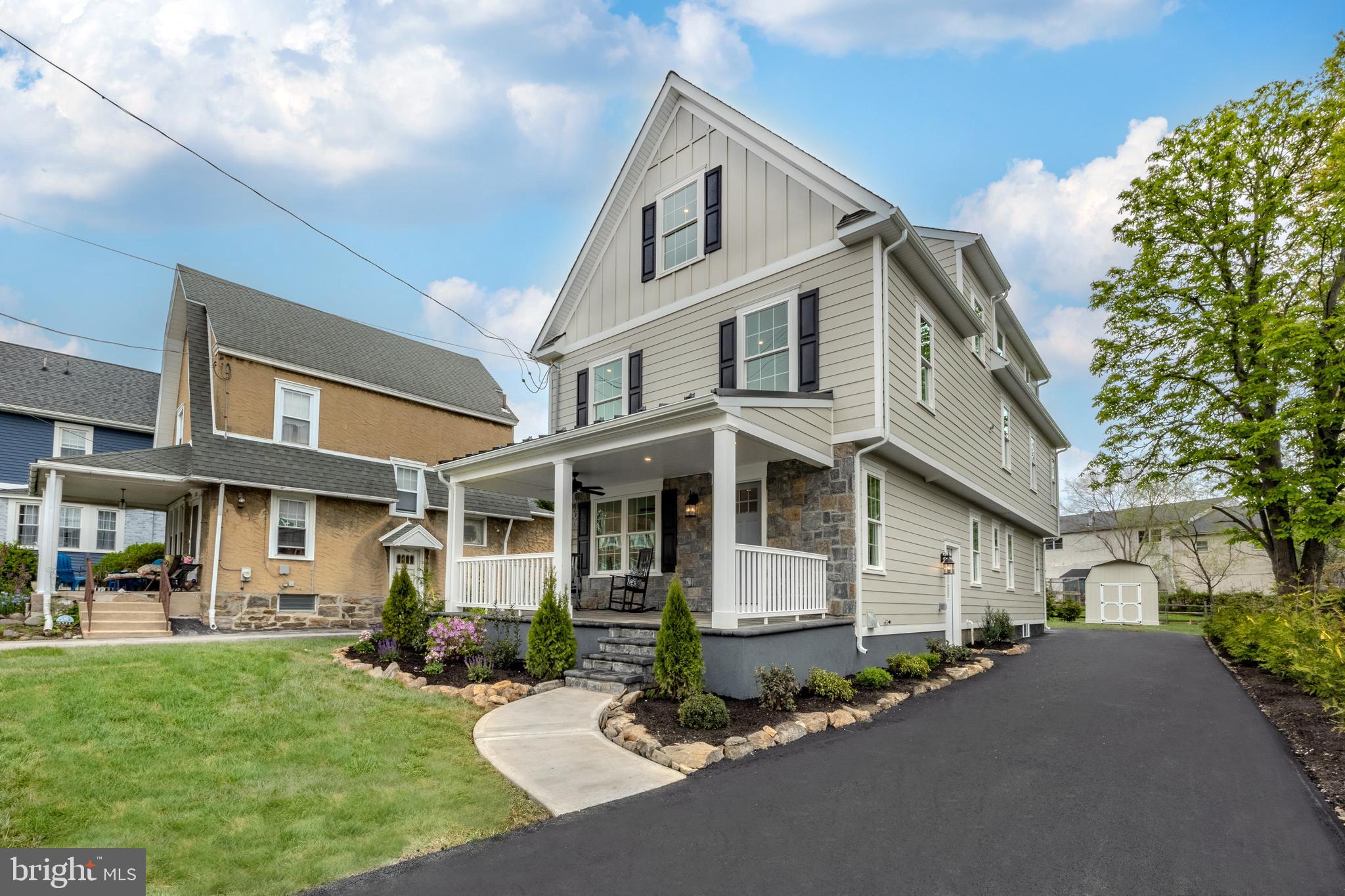 OAKMONT - Residential