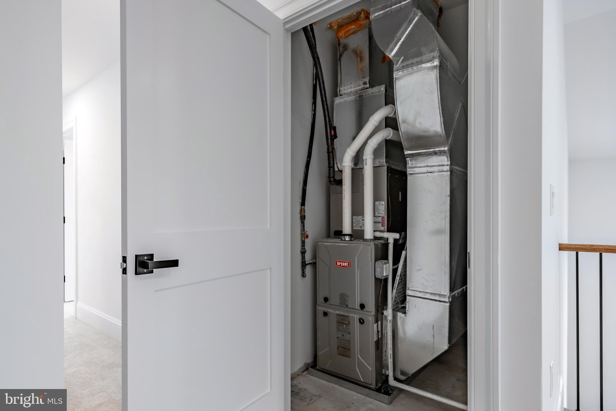 OAKMONT - Residential