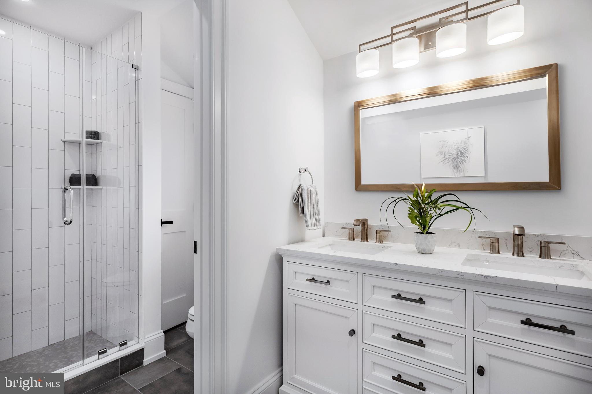 OAKMONT - Residential