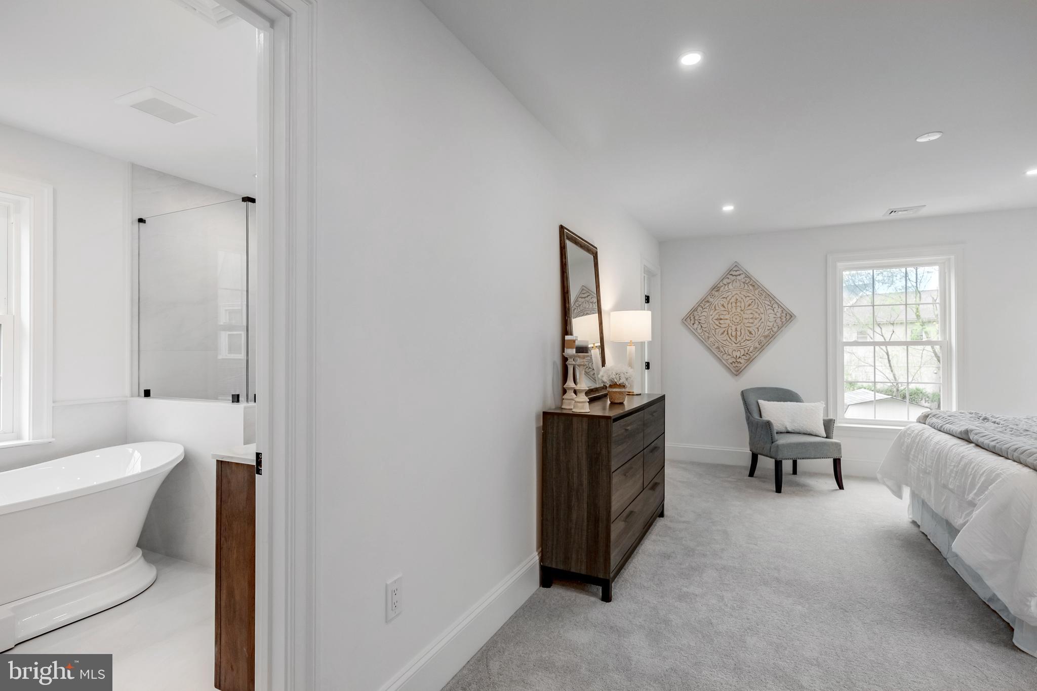 OAKMONT - Residential