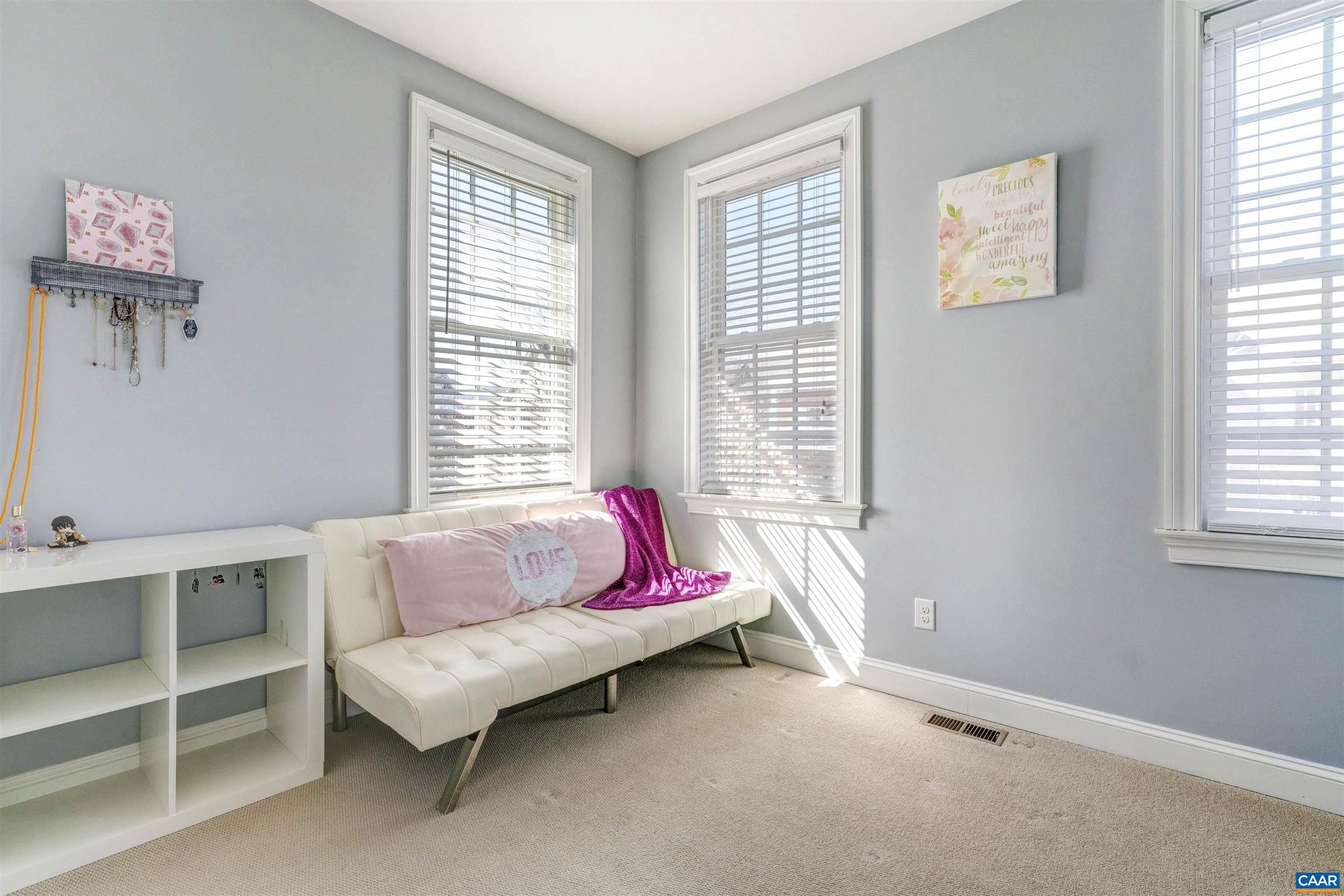 OLD TRAIL - Residential