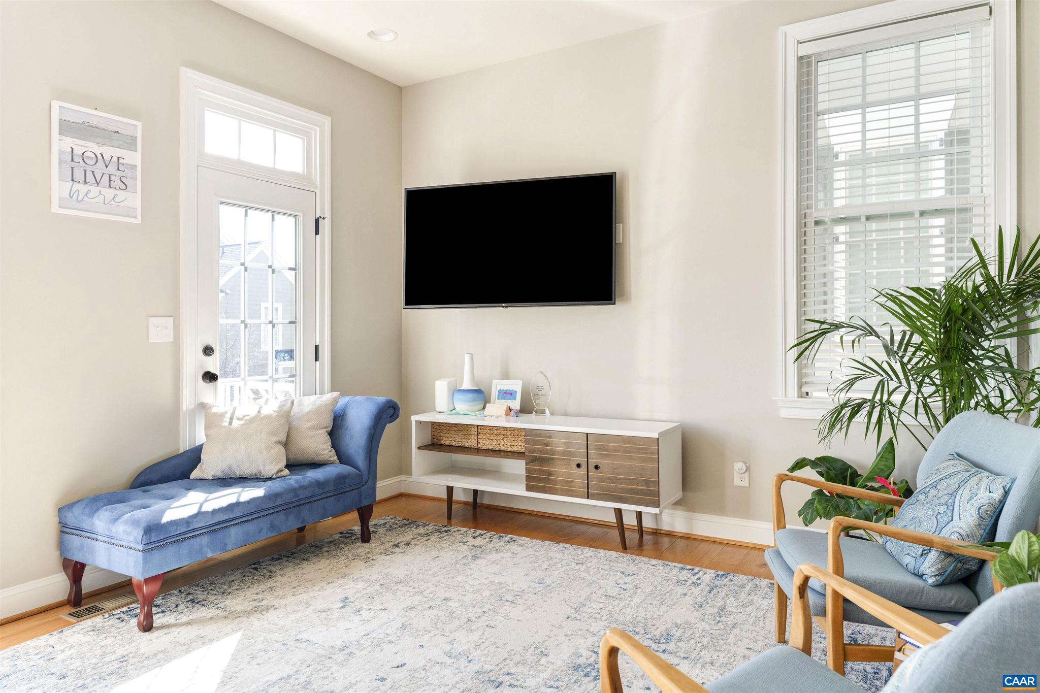 OLD TRAIL - Residential