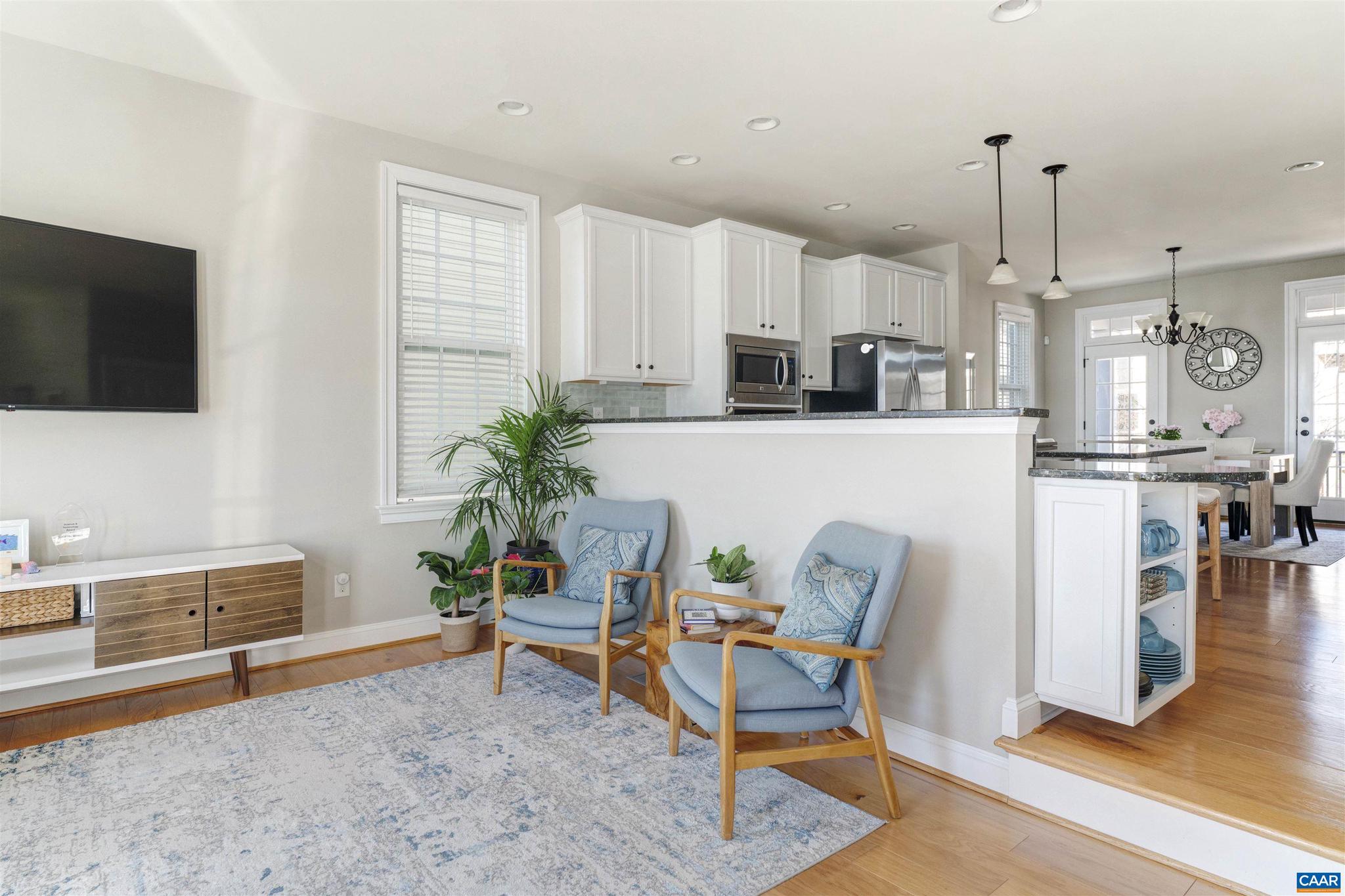 OLD TRAIL - Residential