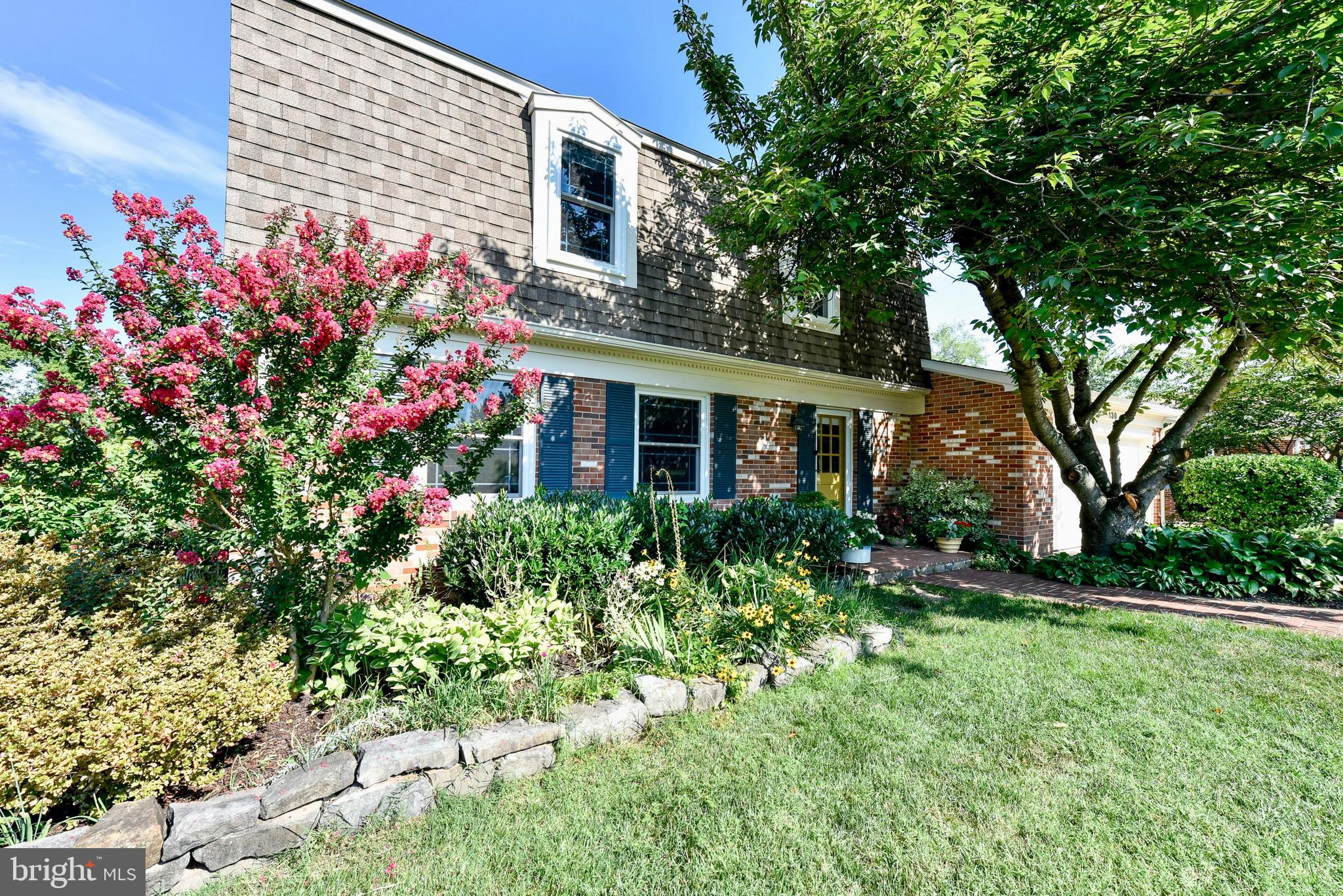 LEESBURG COUNTRY CLUB - Residential