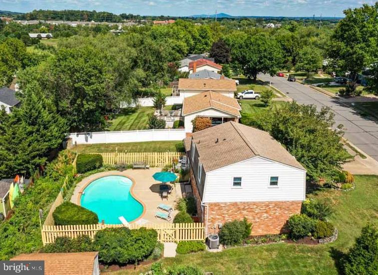 LEESBURG COUNTRY CLUB - Residential