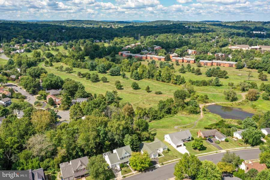 LEESBURG COUNTRY CLUB - Residential